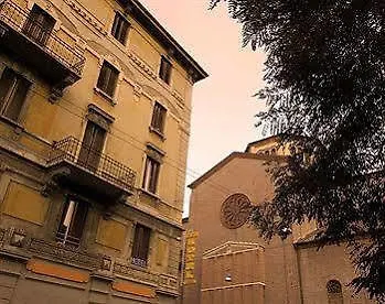 22 Marzo 2* Mediolan